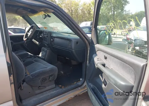 1999 Chevrolet Silverado 2500 Ls z USA, uszkodzony, nr VIN 1GCGK29U3XE190867